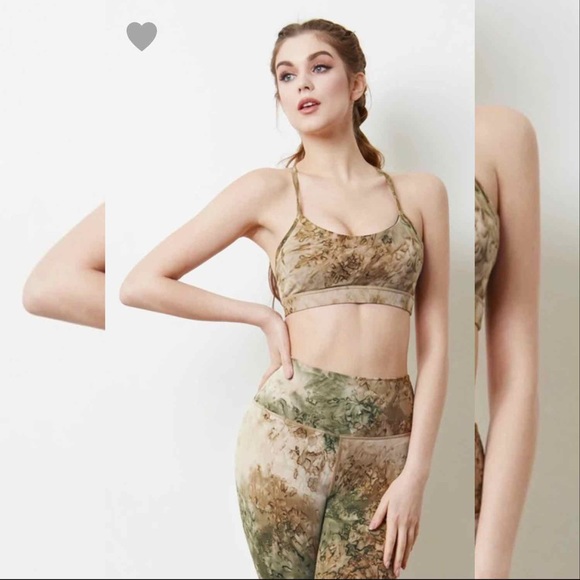 Lisa Yoga Set- Cloud Khaki - Picture 6 of 7